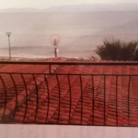 In Touzla With Sea View Appartamento *